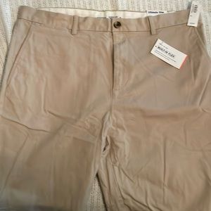 Old Navy new ultimate slim 38 waist tan shorts